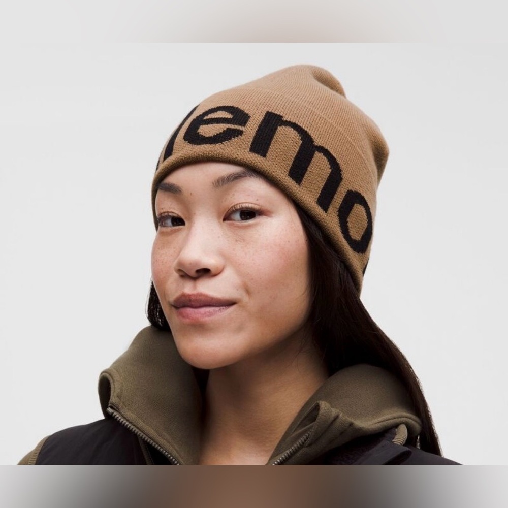 Lululemon Merino Wool Wordmark Beanie Camel Black - Picture 4 of 5